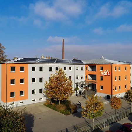 Dock1 Hotel Ratisbona Exterior foto